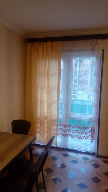 Dadu'S Apartment Tbilisi ภายนอก รูปภาพ