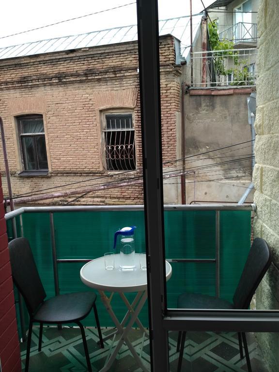 Dadu'S Apartment Tbilisi ภายนอก รูปภาพ